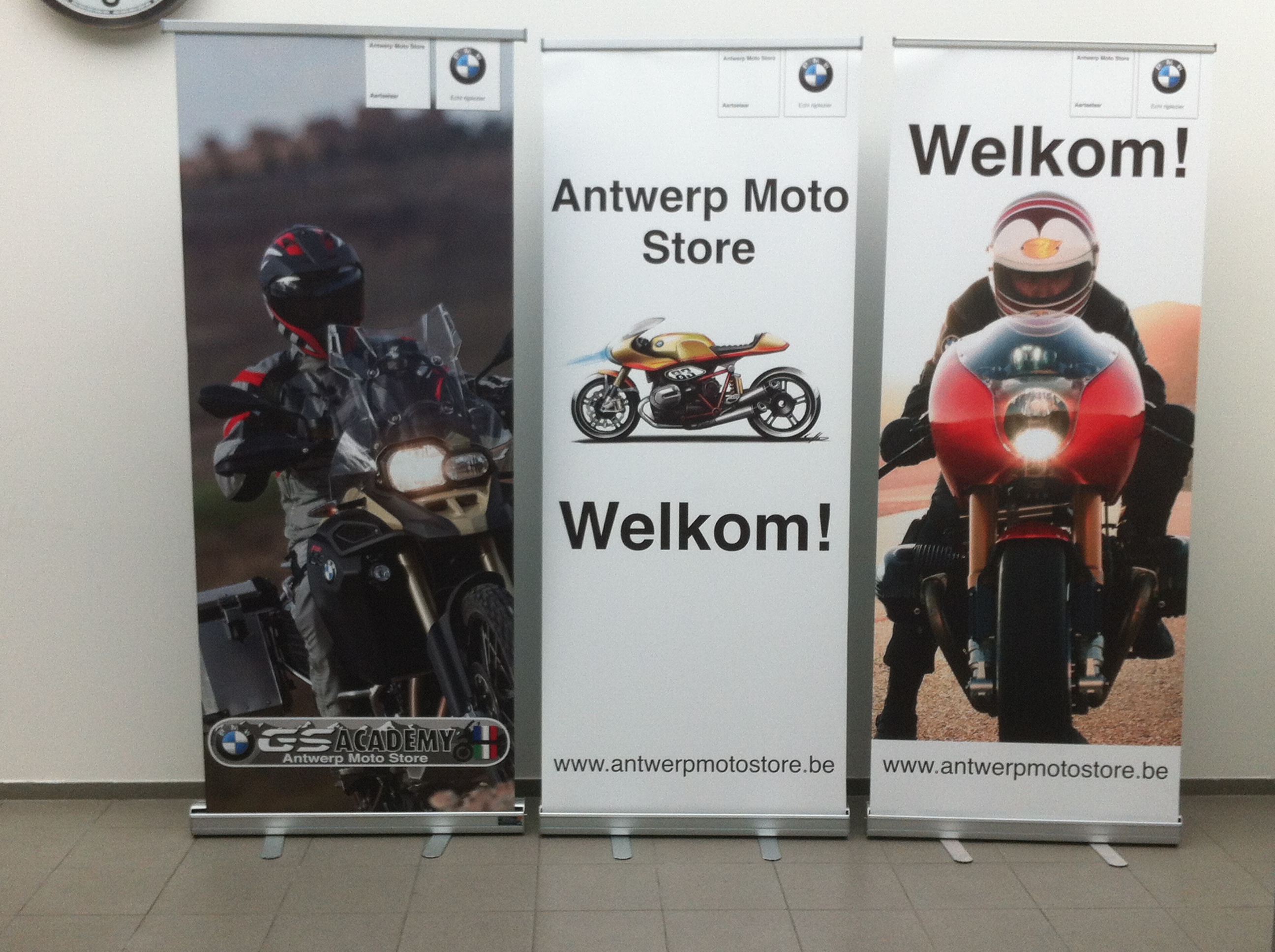 Rollup voor Antwerp Moto Store